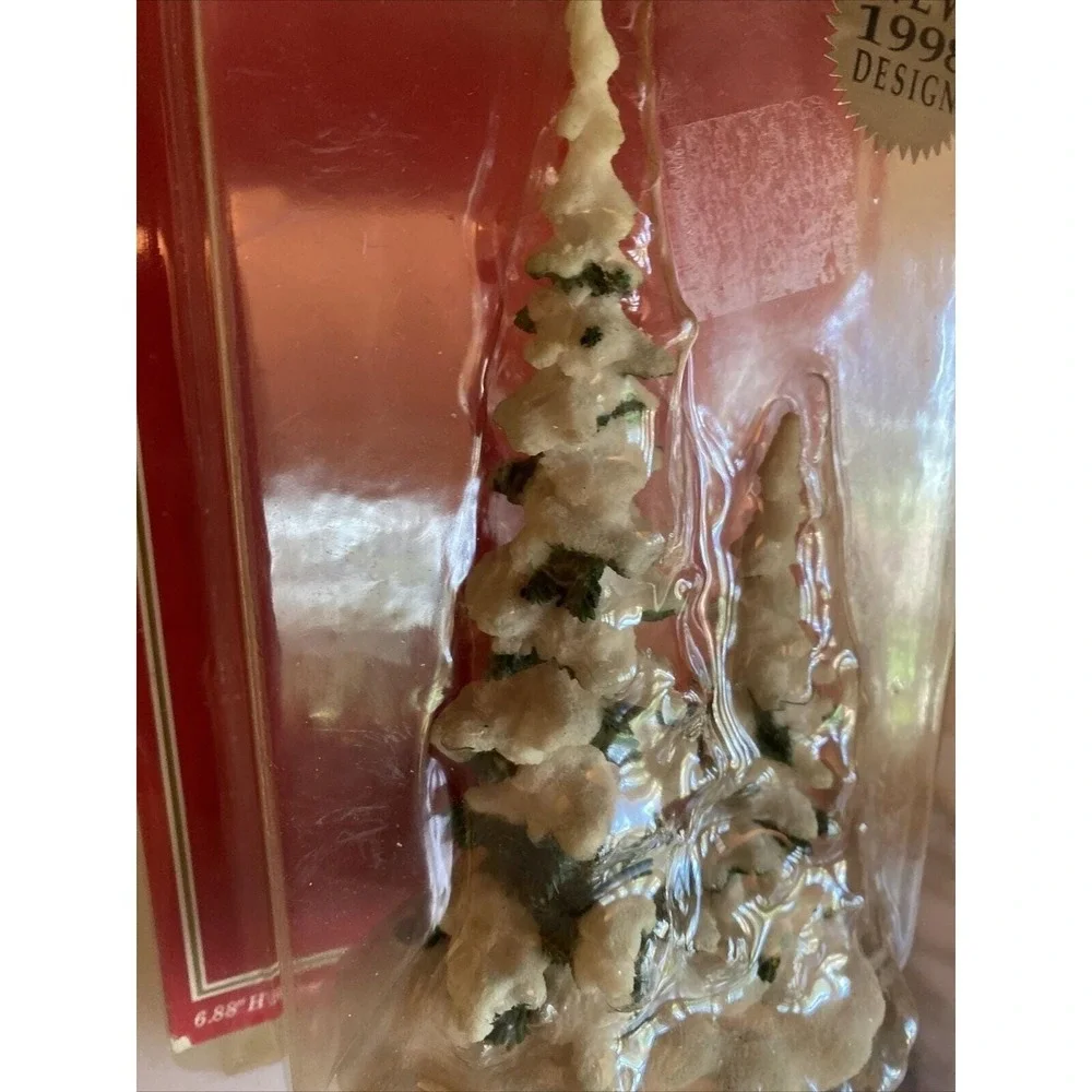 Dickens Collectibles Accessories 1998 Accessory Snow Covered Double Tree‎